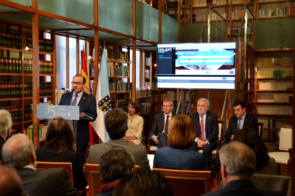 Foto da noticia:Parlamento, Xunta e USC poñen en marcha a maior base de datos en lingua galega